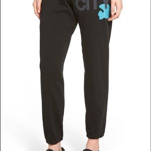 FREE CITY SWEATPANTS WITH WHITE DRAWSTRING